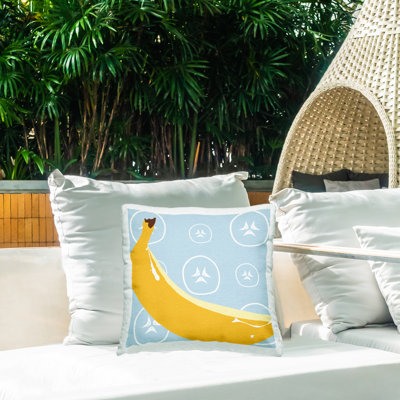 Coussin d'extérieur Bright Banana Fruit par Daniela Santiago