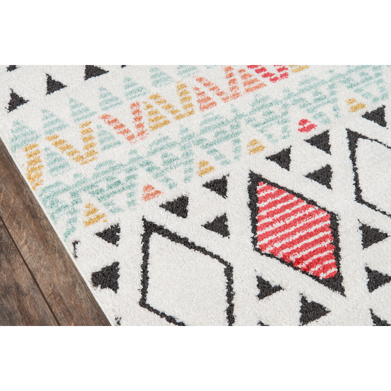 Addie Southwestern Indoor Rug, Rectangle 3'3" x 5'