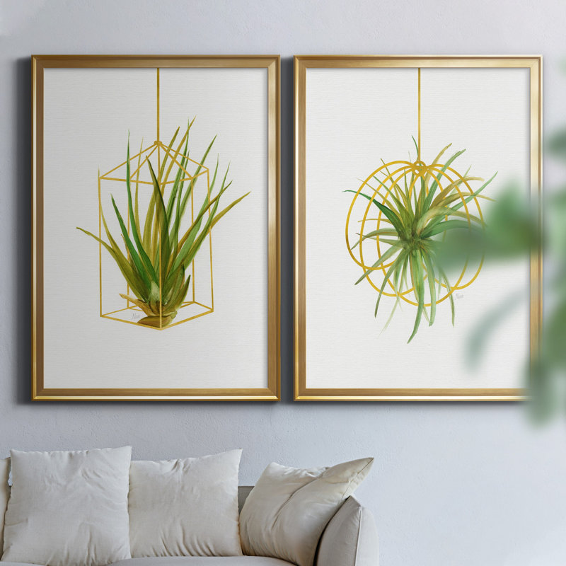 «Hanging Airplant II», ensemble de 2 reproductions d'art, H 26,5 po x l 73 po x P 1,5 po, Toile encadrée dorée, Pas de tapis