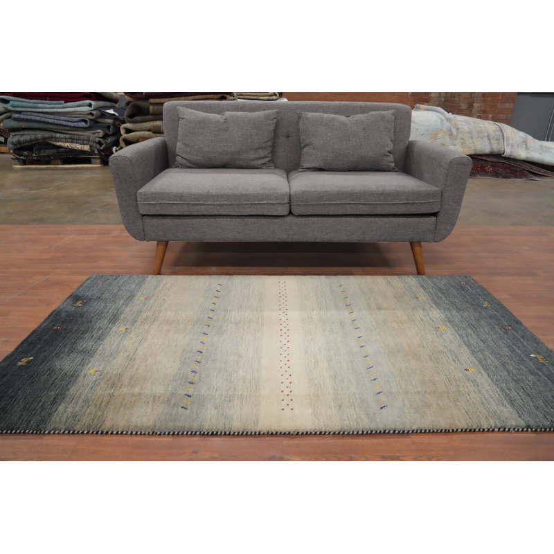 Tapis polyvalent de style Gabbeh dégradé 4 x 6 avec de délicats motifs colorés