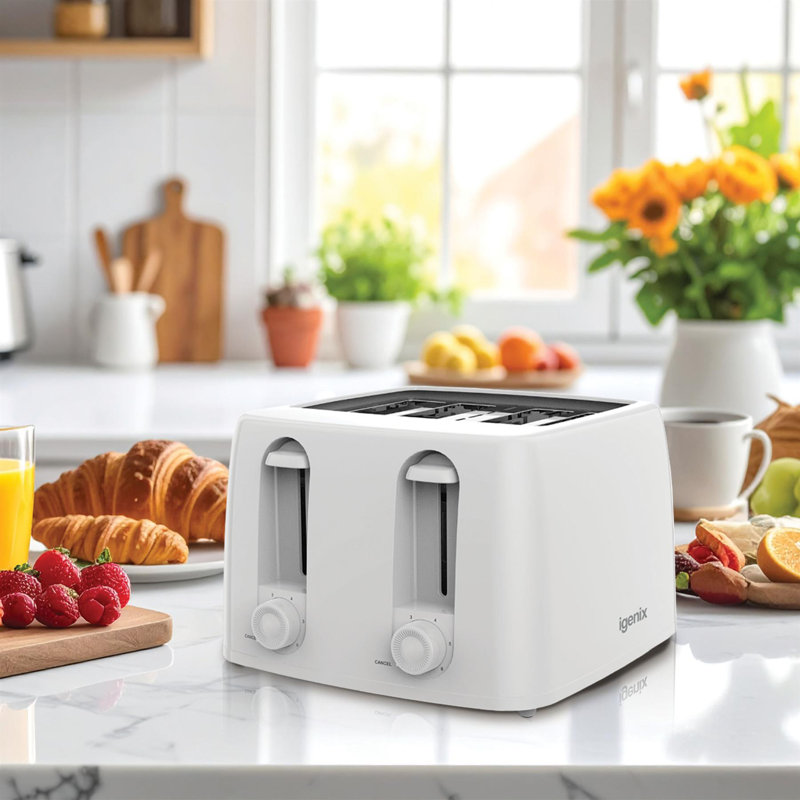 4 Slice Toaster White, White