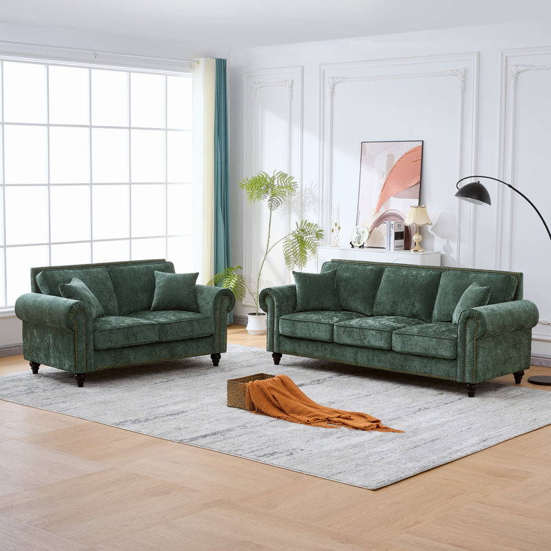 Canapé moderne 3 + 2 places avec accoudoirs roulés, canapé rembourré en chenille avec pieds en bois et garniture cloutée pour le salon, appartement, vert