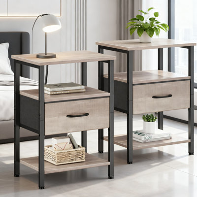 Ensemble de 2 tables de chevet avec station de charge, rangement à 3 niveaux et tiroir en tissu, table de chevet industrielle moderne pour la chambre à coucher et le salon