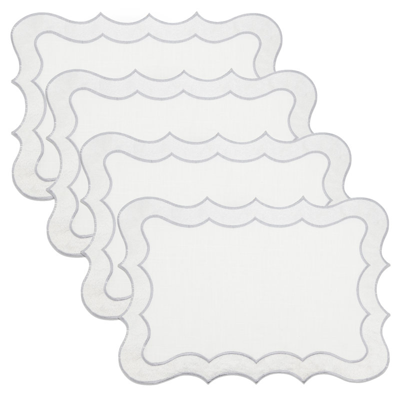 Enchanting Scallop Border Placemat, Silver