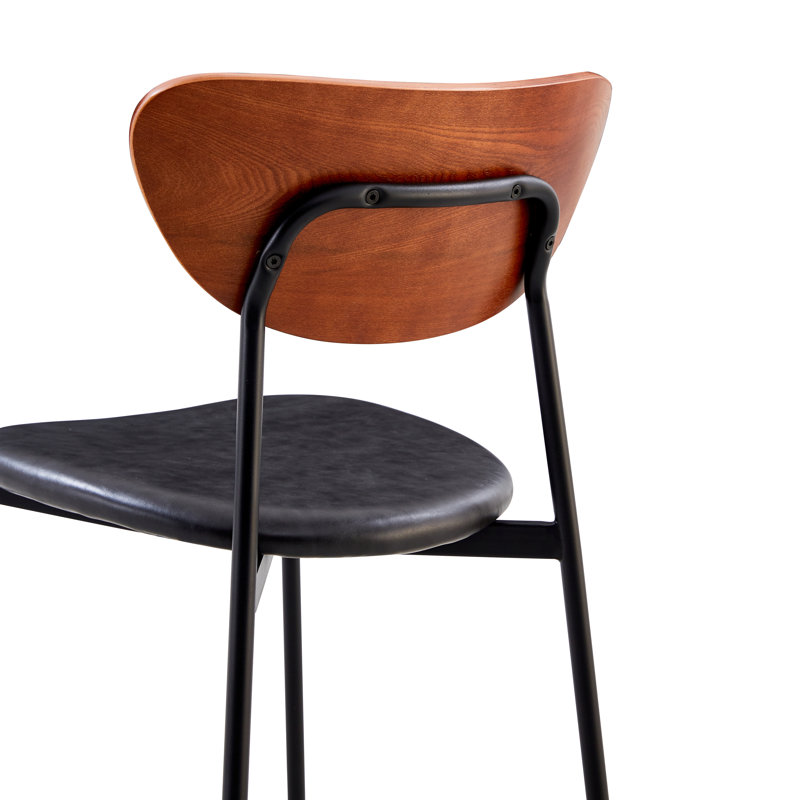   Chaise noire en similicuir, Black