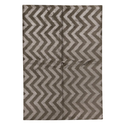 High-Quality Hand-Knotted Seal Area Rug
