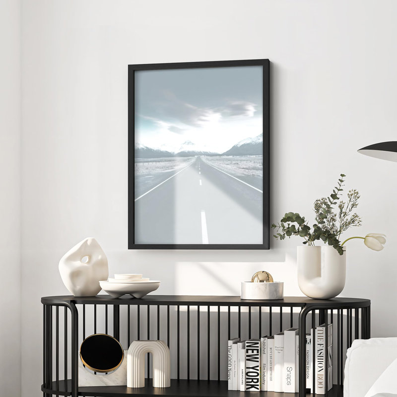 Illustration d'une petite œuvre d'art sur fond gris, Blanc, H 10 po x l 8 po
