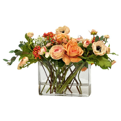 ROSE RANUNCULUS IN RECTANGLE GLASS