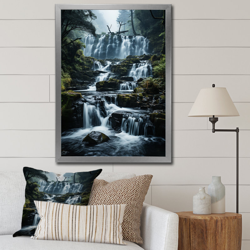 Waterfall Whispering Veil I, reproduction d'art sur toile, Cadre simple argenté, H 32 po x l 24 po x P 1 po