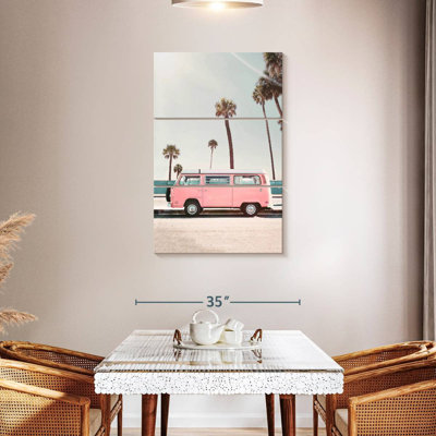 Mehar rose Surfer Van