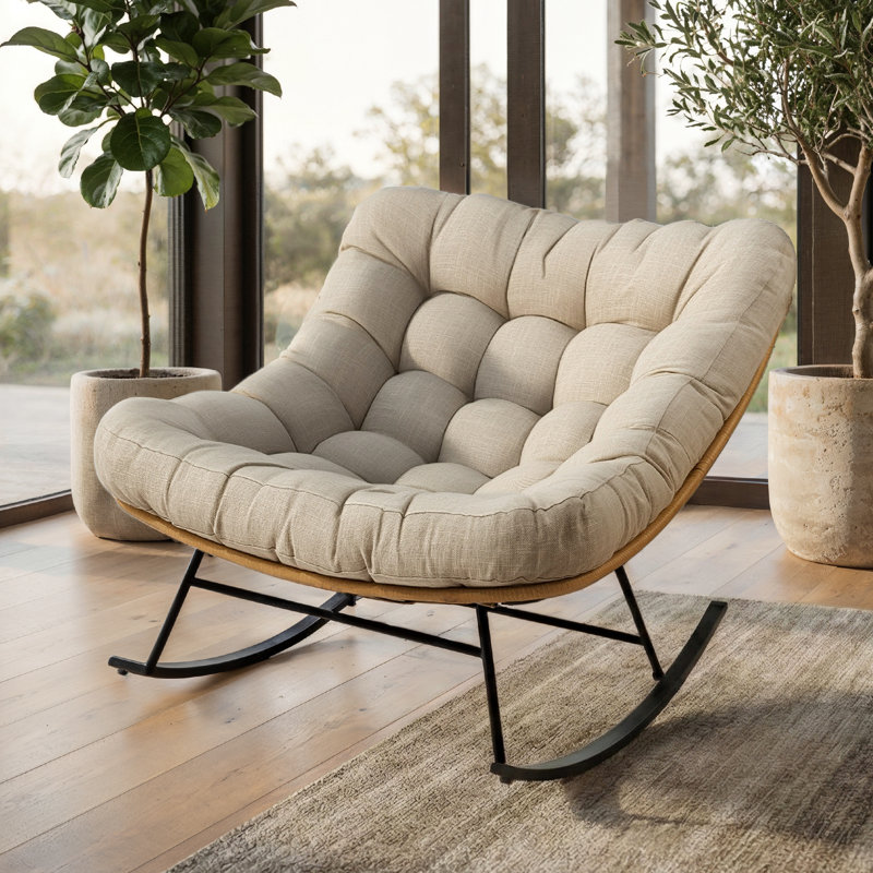 Fauteuil à bascule Carlynne Moon avec coussin capitonné de 18 cm, structure en métal recouvert de corde et capacité de charge de 181 kg