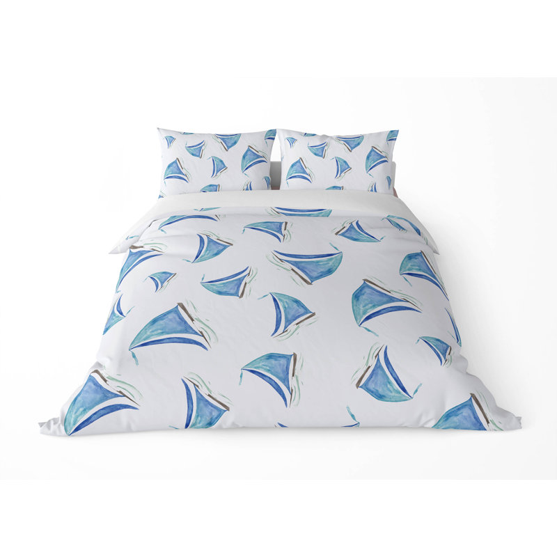 Summer Sailboats 3- Piece Decorative Lightweight Comforter Set, King Comforter + 2 King Pillowcases, White