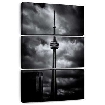 Nicci CN Tower No 5