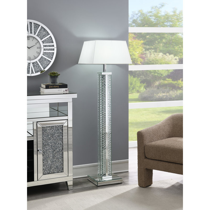 Lampe sur pied