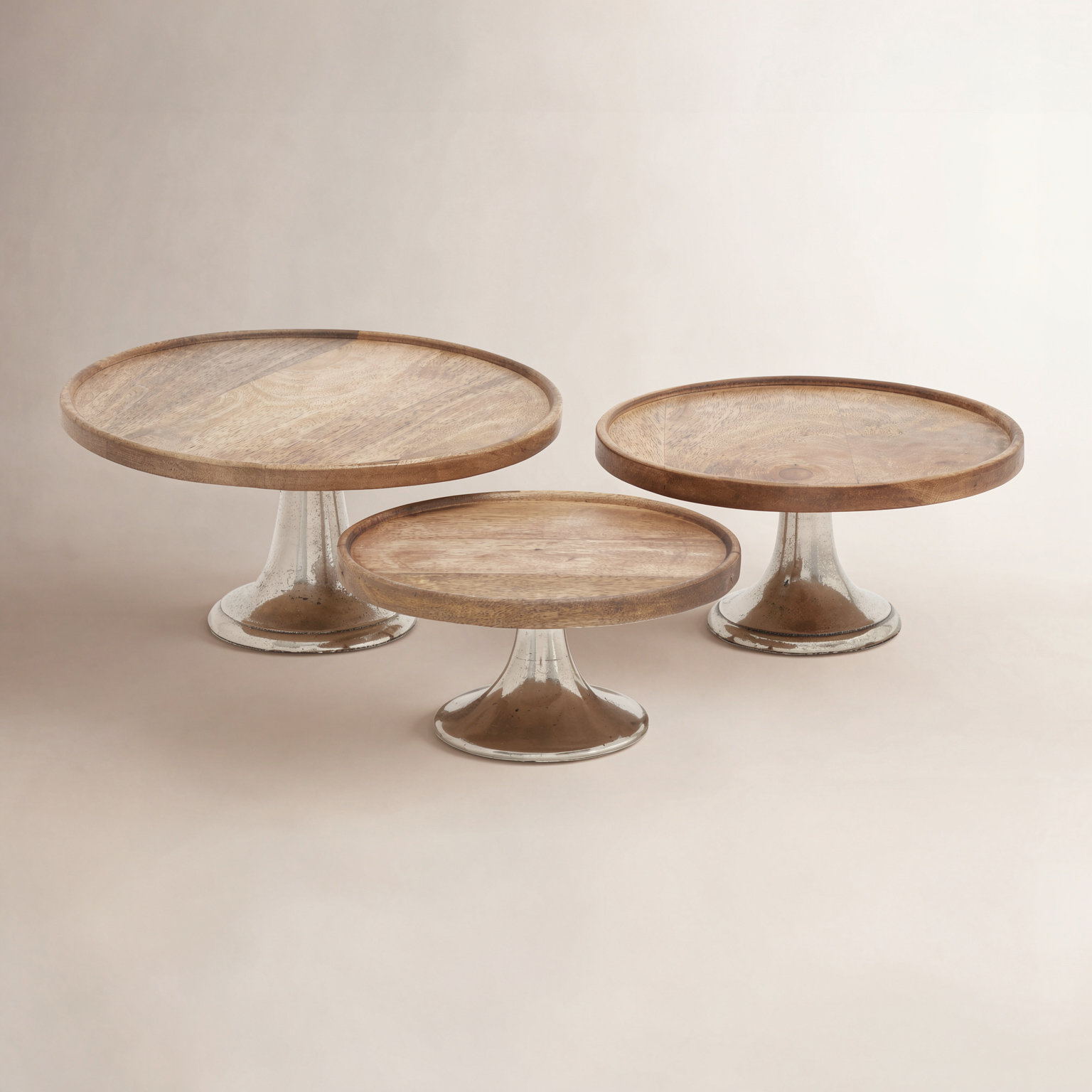 Burrowes Cake Stand, Brown