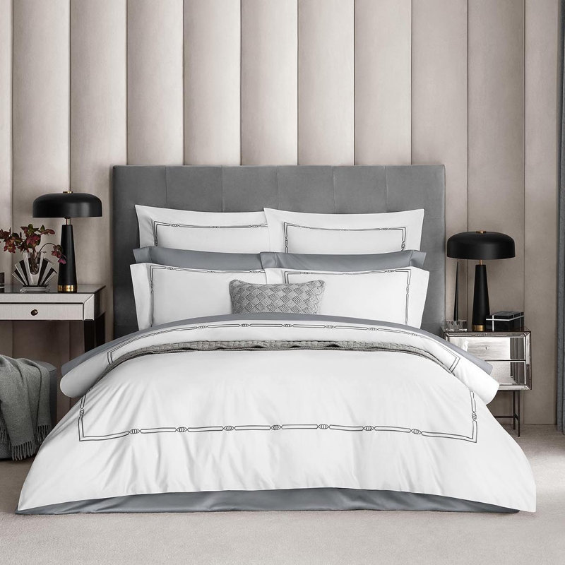 Bedding, Queen