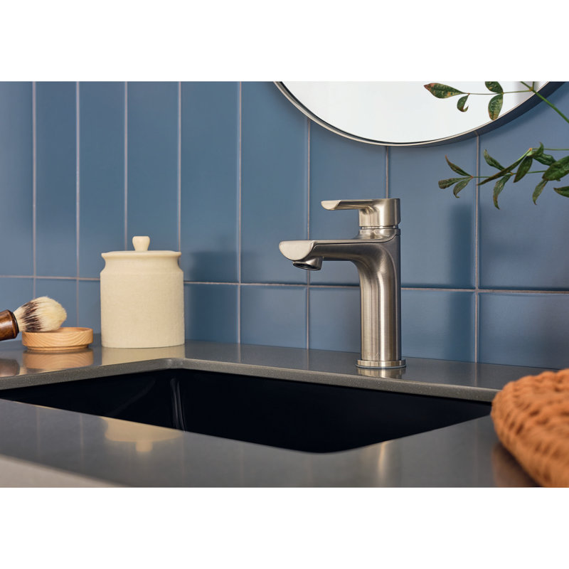 Single-Hole Single-handle Bathroom Faucet with Drain Assembly, Brushed Nickel