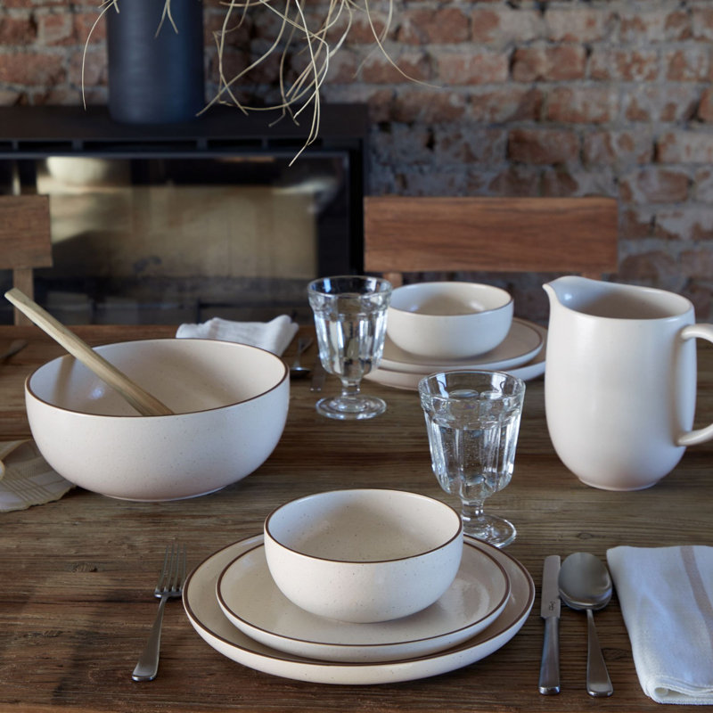 Monterosa Stoneware Salad/Dessert Plate, Cream Cocoa