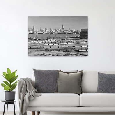 1950S 1960S Skyline Midtown Manhattan From Across The Hudson River Railroad Tracks Foreground In West New York Nj Usa Classic Retro Vintage Archite...