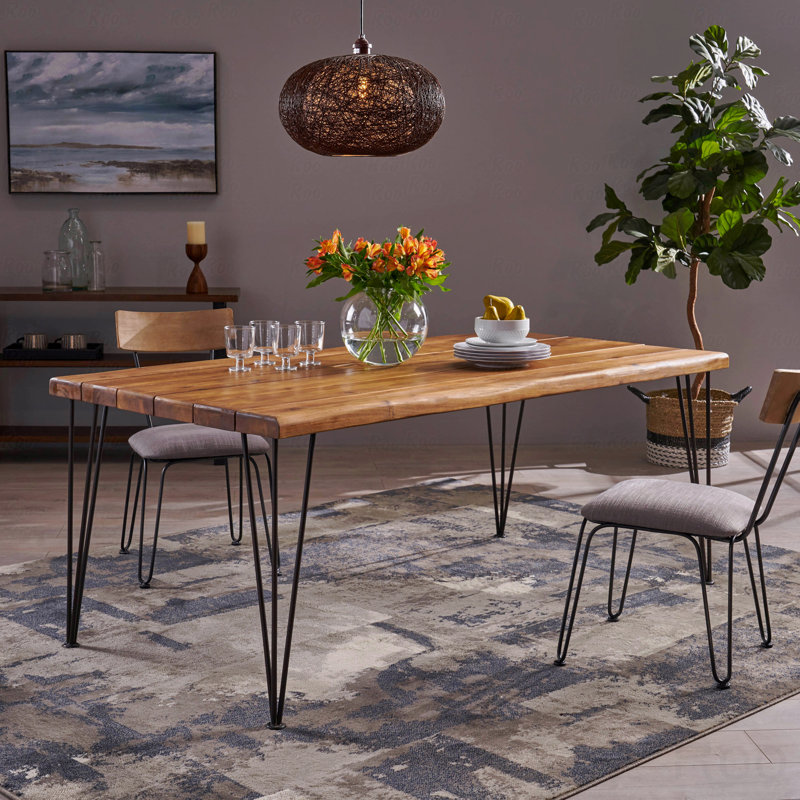 Table de salle à manger industrielle en bois et métal