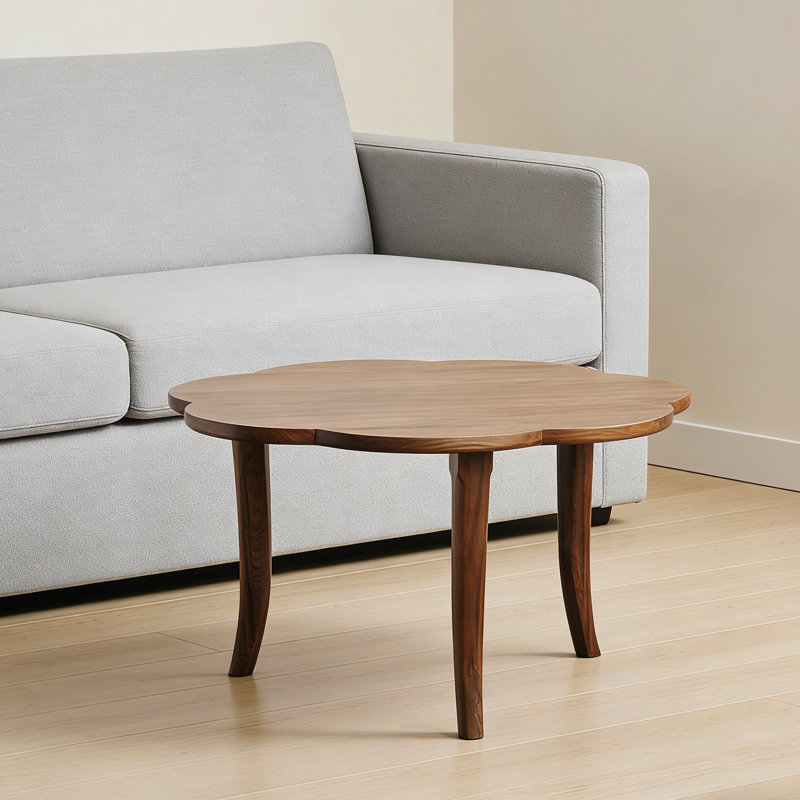 Table basse en noyer