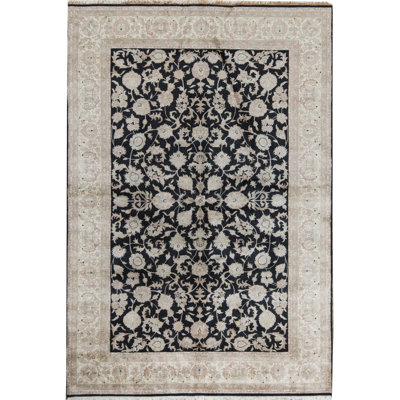 Tapis noir et ivoire de haute qualité noué à la main