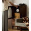 Armoire d'appoint arquée en bois et verre