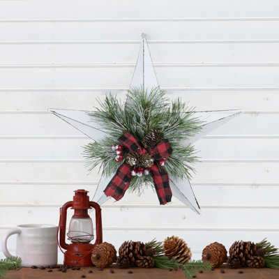 Étoile de Noël 17 po à 5 pointes avec ruban écossais et pin artificiel
