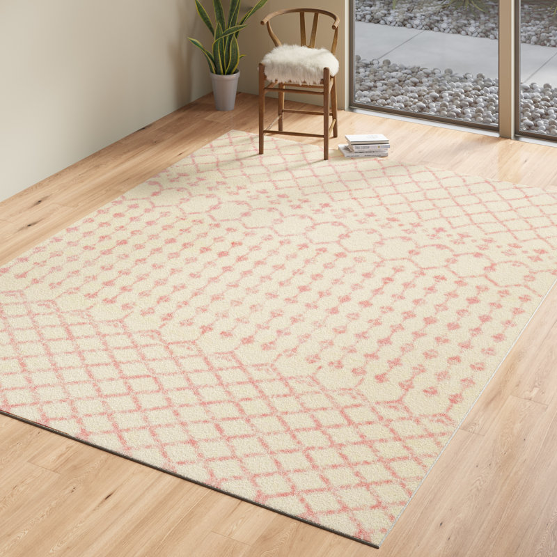 Tapis rose pâle / crème à motif géométrique Amilla, Tapis de couloir 2 pi 7 po x 7 pi 3 po