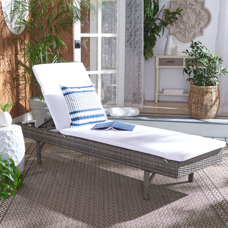 Chaise longue inclinable avec coussins Esmai, Structure grise / coussin blanc