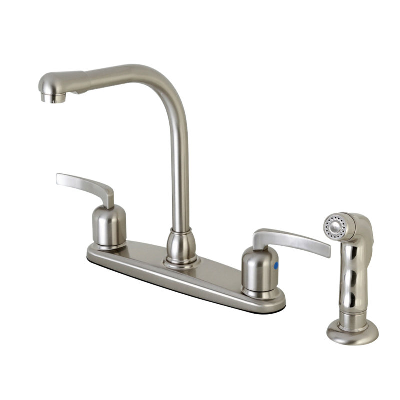 Robinet de cuisine central à 4 poignées et 4 trous 8 "avec douchette latérale Kingston Brass Centurion, Nickel brossé