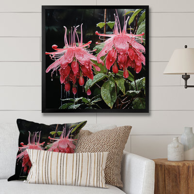 Pétale rose fuchsia coccinea I - art mural fuchsia