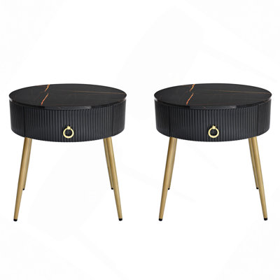 Tables de bout F19,6 po à assemblage facile avec plateau en faux marbre ultrabrillant, ensemble de 2, tables d'appoint cannelées modernes avec tiroirs, tables basses rondes avec pieds dorés pour le salon