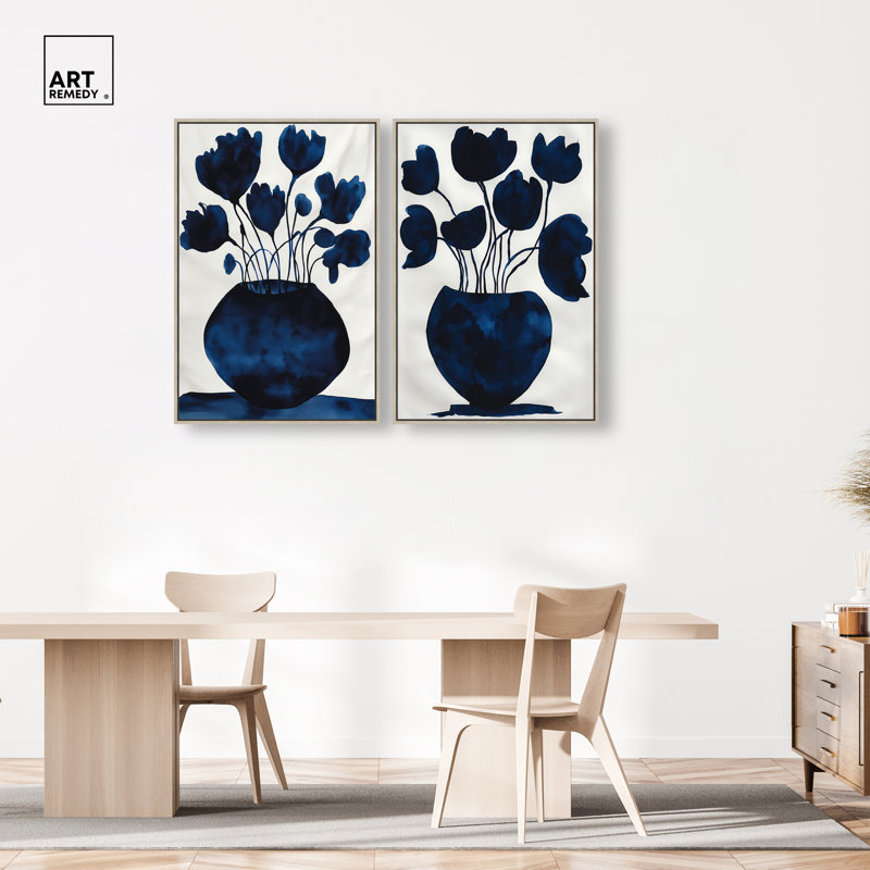 "Deep Indigo", ensemble de décorations murales sur toile encadrées par Art Remedy, cadre en chêne naturel, 30 x 45