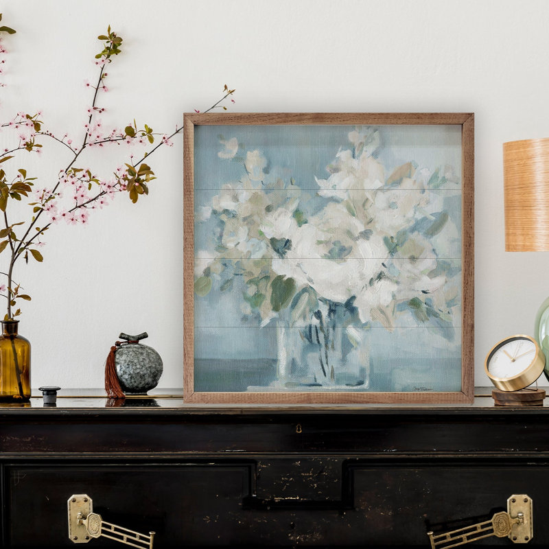 Soft Coastal Blossoms par Carol Robinson, H 16 po x l 16 po