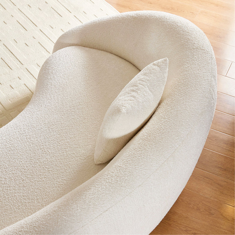 Canapé moderne et incurvé avec un design élégant en forme de cœur d'amour - canapé en molleton beige moelleux pour le salon (l 125,98 po x P 62,2 po x H 29,92 po)