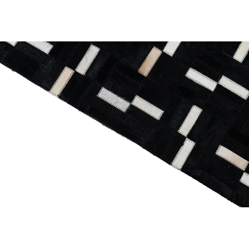 Tapis noir Juliana