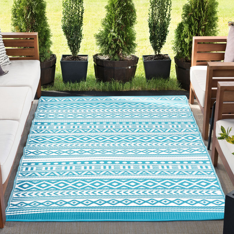 Tapis marocain intérieur / extérieur Patricia Patricia, Rectangle 8 pi 10 po x 11 pi 10 po