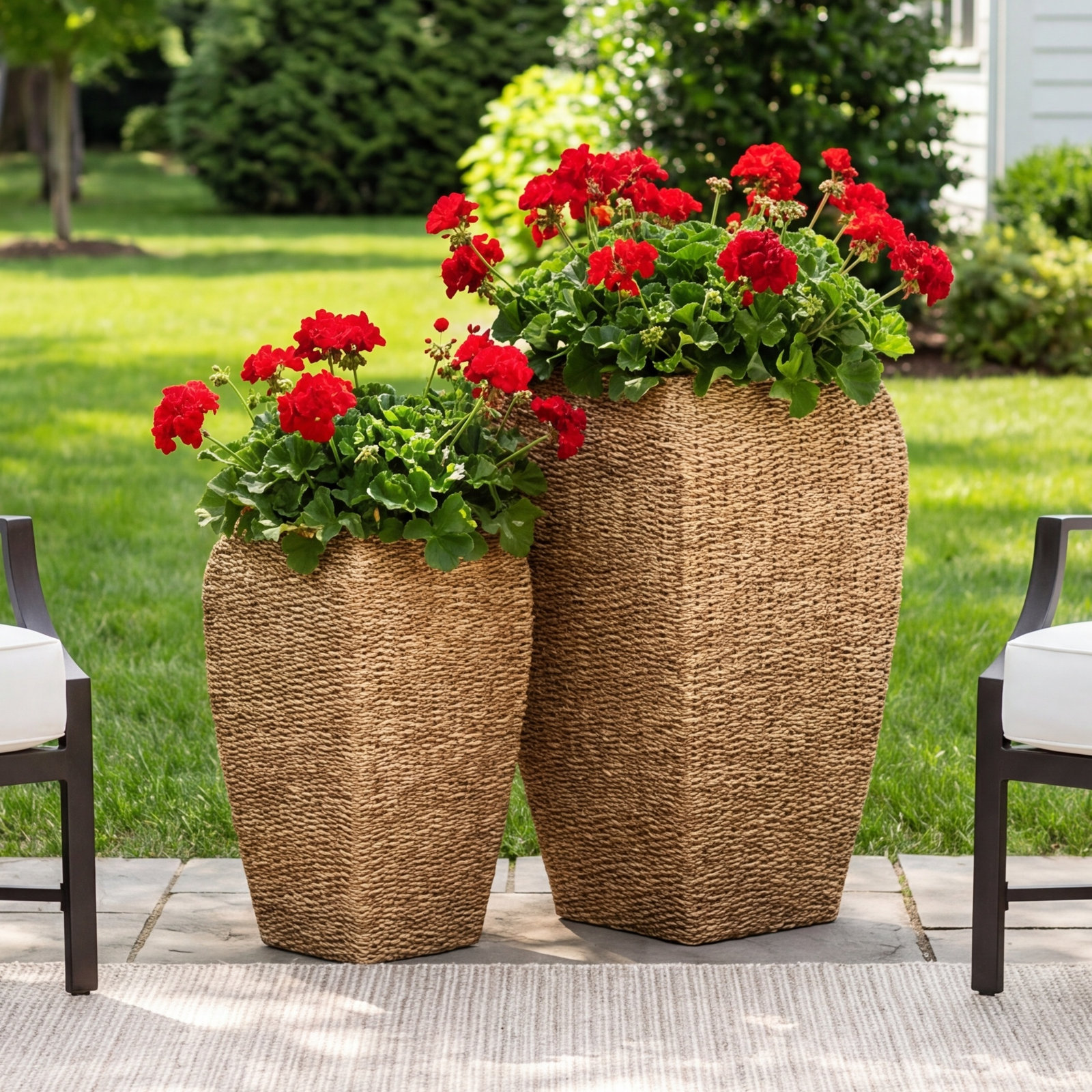 Vidor 16" Pot Planter