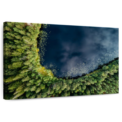 Nuuksio, lac et arbres