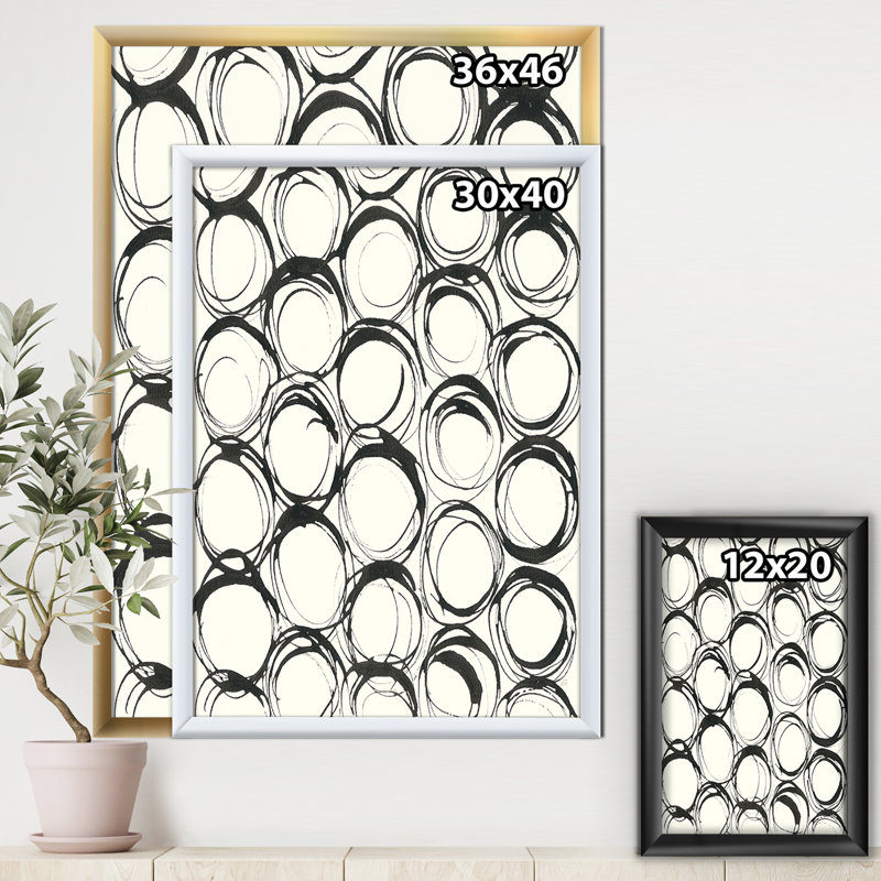 Cadre photo « minimaliste noir et blanc ii » sur toile, Cadre doré, H 40 po x l 30 po x P 1,5 po