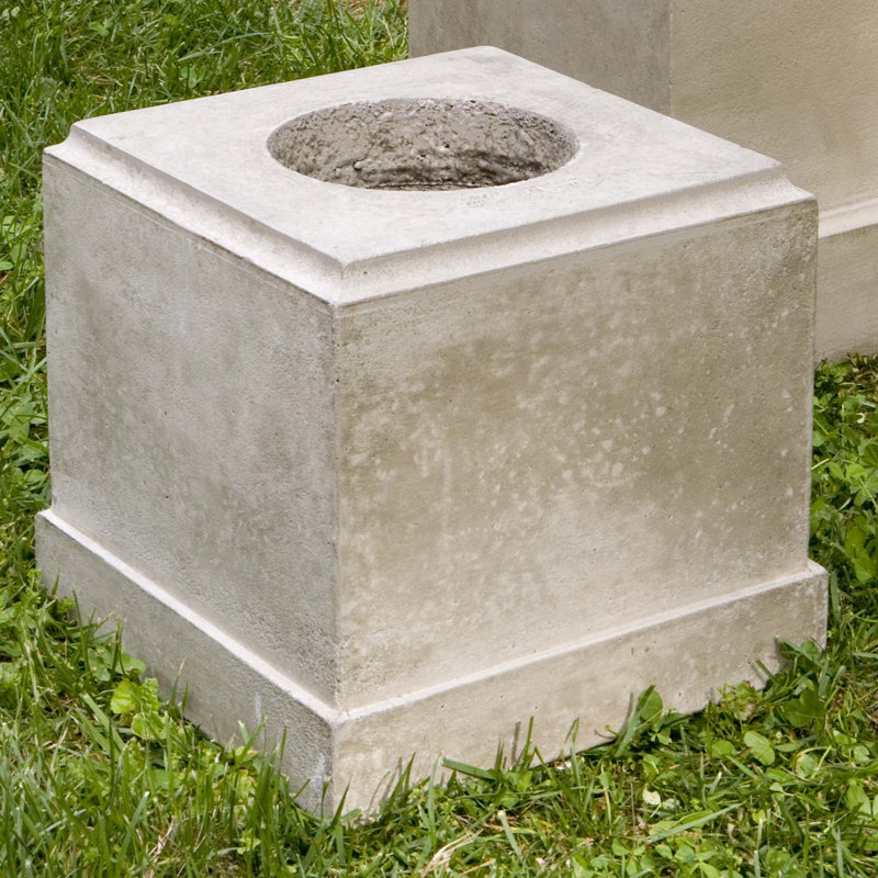 Piédestal classique, H 11,75 po x l 12,5 po x P 12,5 po, Nero Nuovo