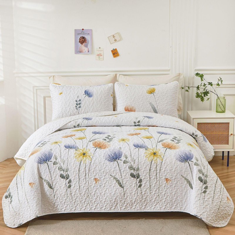 3 Pieces Floral Quilt Set Lightweight Farmhouse Style Coverlet Sets For All Season, Queen Quilt + 2 Queen Shams, Blue/Yellow