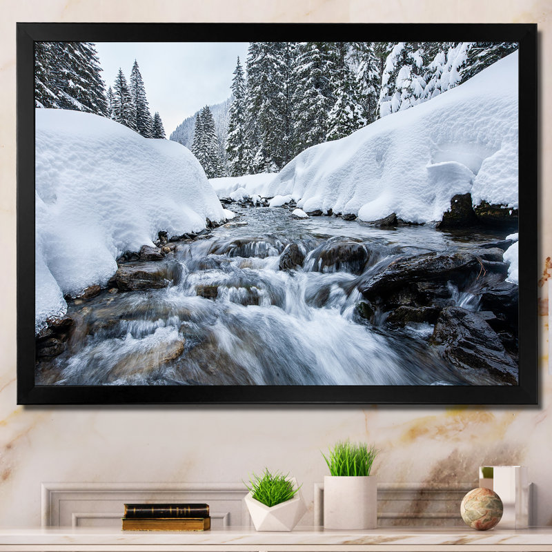 «Winter Alaskan Beauty VI» sur toile, H 30 po x l 40 po x P 1,5 po, Cadre photo noir