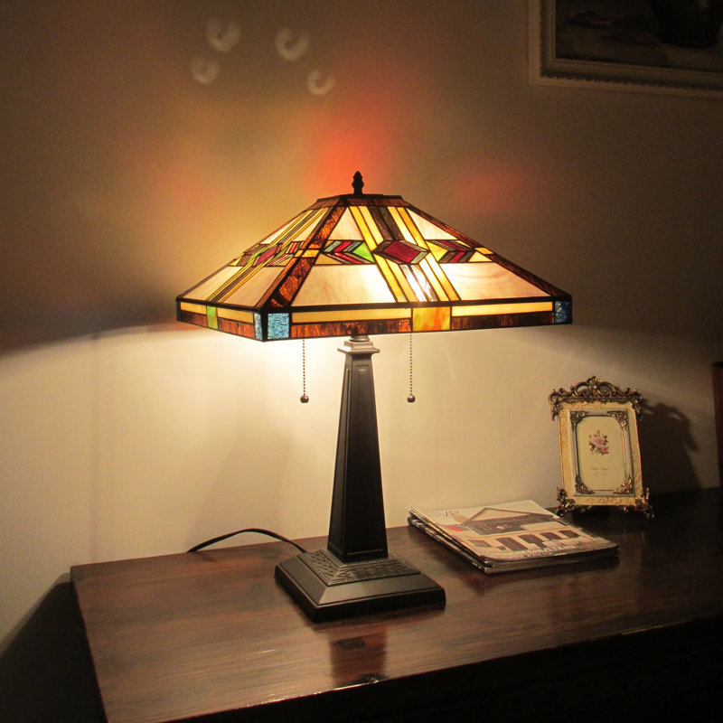 Valez Resin Table Lamp
