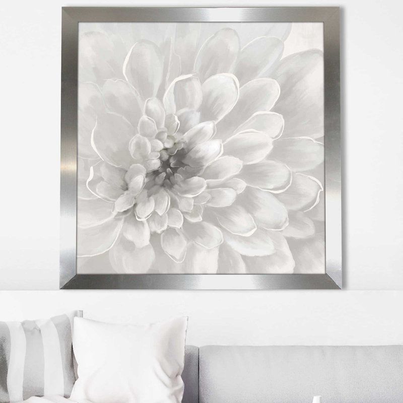 Dahlia par Nan - Peinture, Encadrement argenté, H 31,5 po x l 31,5 po x P 1 po