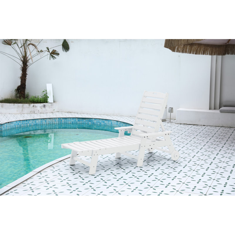 Chaise longue d'extérieur avec texture en bois, Blanc