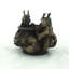 Figurine pot avec deux poignées de dragon