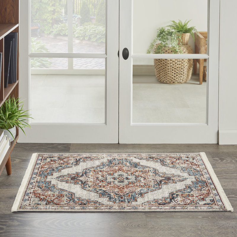 Sone Oriental Indoor Rug, Rectangle 2'2" x 3'9"