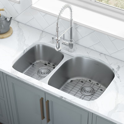 Ruvati 34-inch Undermount 40/60 Double Bowl 16 Gauge Stainless Steel Kitchen Sink